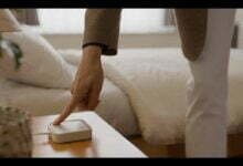 سامسونج تطلق جهاز SmartThings Hub للتحكم بسلاسة في أجهزة المنزل الذكي خلال فعاليات مؤتمر CES 2023 سامسونج تطلق جهاز SmartThings Hub للتحكم بسلاسة في أجهزة المنزل الذكي خلال فعاليات مؤتمر CES 2023