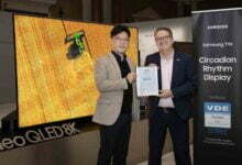 سامسونج تعلن اعتماد تلفزيوناتها Neo QLED و Lifestyle للعام 2023 كأول شاشات تتوافق مع الإيقاع اليومي للساعة البيولوجية سامسونج تعلن اعتماد تلفزيوناتها Neo QLED و Lifestyle للعام 2023 كأول شاشات تتوافق مع الإيقاع اليومي للساعة البيولوجية