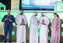 صورة مزرعة الرميلة الإماراتية تفوز بجائزة النهج المبتكر في إنتاج الألبان المُستدام